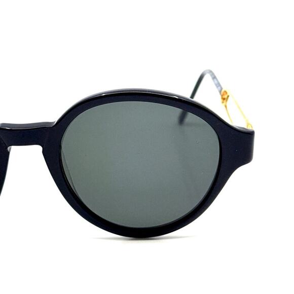 Moschino Vintage Sunglasses M06 95 - Picture 5 of 11